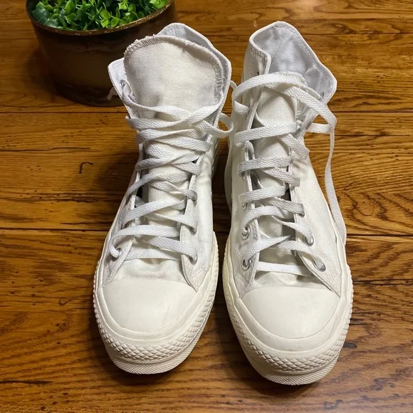 CONVERSE Womens-8, Men- 8 Sneaker Shoes High Top Chuck Taylor ALL Star. - Picture 4 of 9